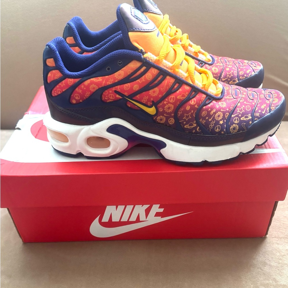 NEW Nike Air Max Plus Shoes, Laser Orange/Purple, CI9932-500 Sz 4